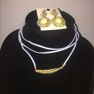 New necklace & earrings set